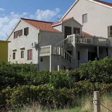 With Wifi Komiza, Vis - 8926 Appartement