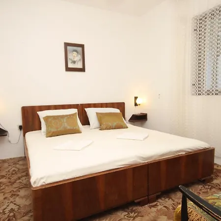 With Wifi Komiza, Vis - 8926 Appartement Komiža