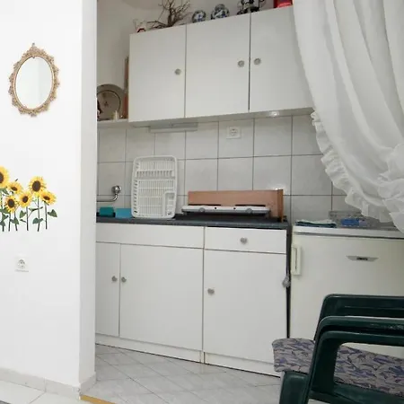 Appartement With Wifi Komiza, Vis - 8926 *