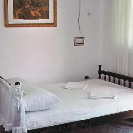 Appartement With Wifi Komiza, Vis - 8926 *