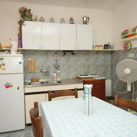 Appartement With Wifi Komiza, Vis - 8926