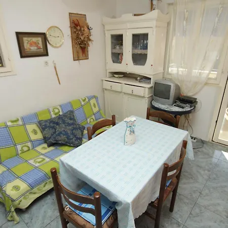 Appartement With Wifi Komiza, Vis - 8926 Komiža